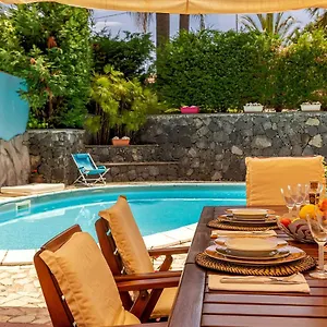 Villa Magdalena Aci SantʼAntonio