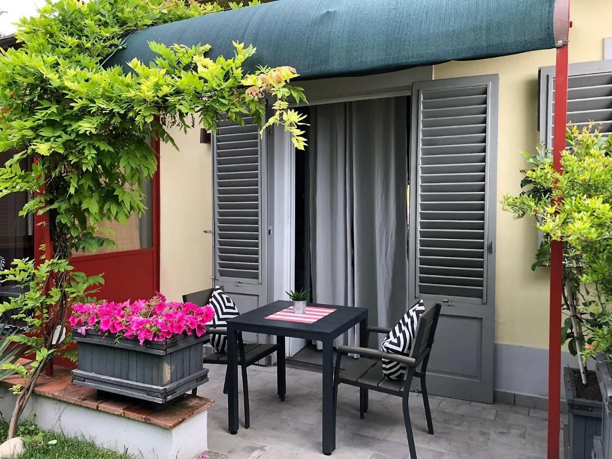La Fonderia Firenze Bed & Breakfast 2*, Florence Italy