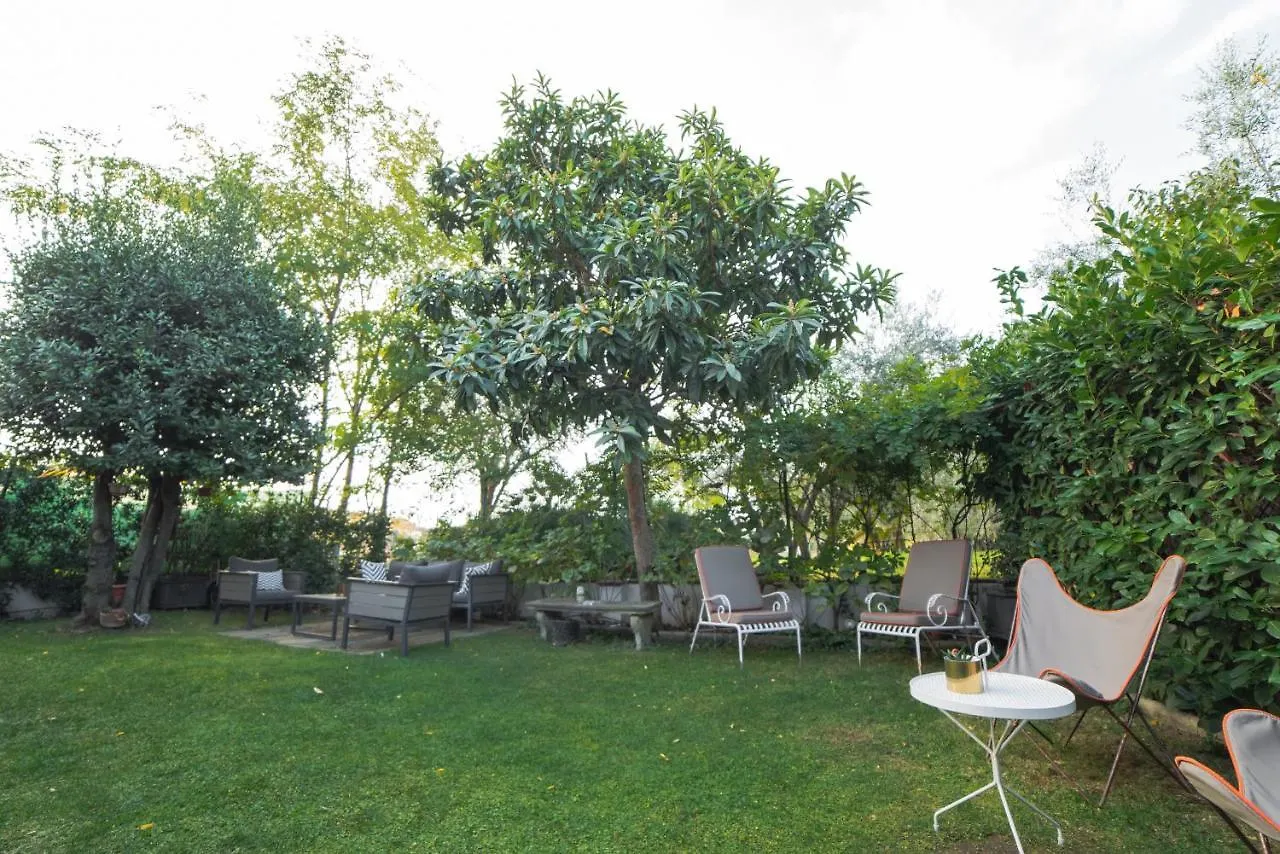 La Fonderia Firenze Bed & Breakfast  Florence